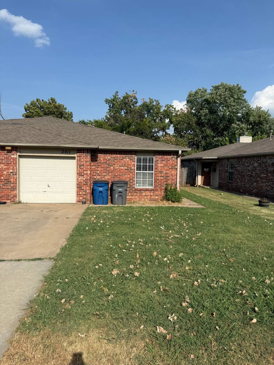 2411 S 91st Place E, Tulsa, OK 74129 - Townhouse for Rent - Image 3