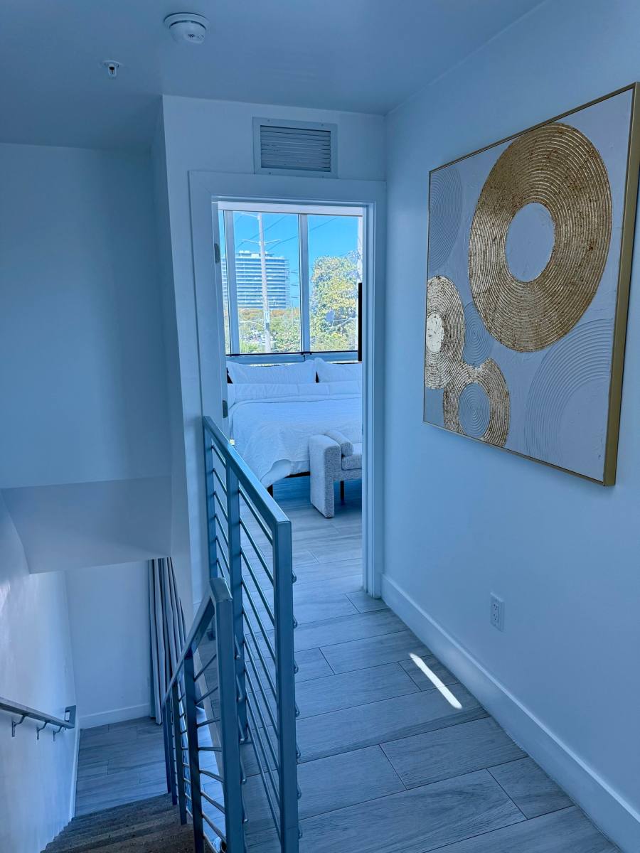 8143 Harding Ave, Miami Beach, FL 33141 - Townhouse for Rent - Image 8