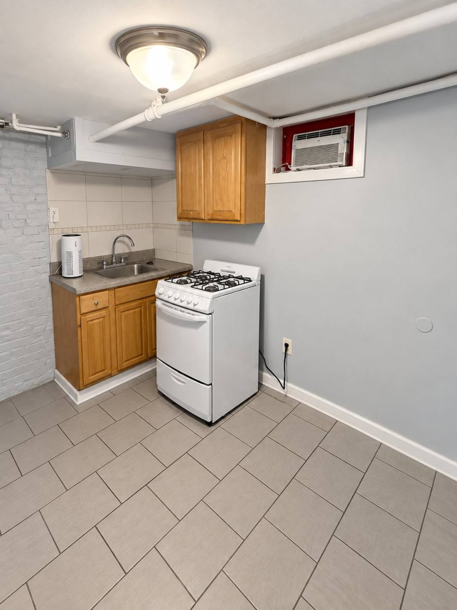 Apartment for rent at 198 Parker St, Basement Unit, Newark, NJ 07104