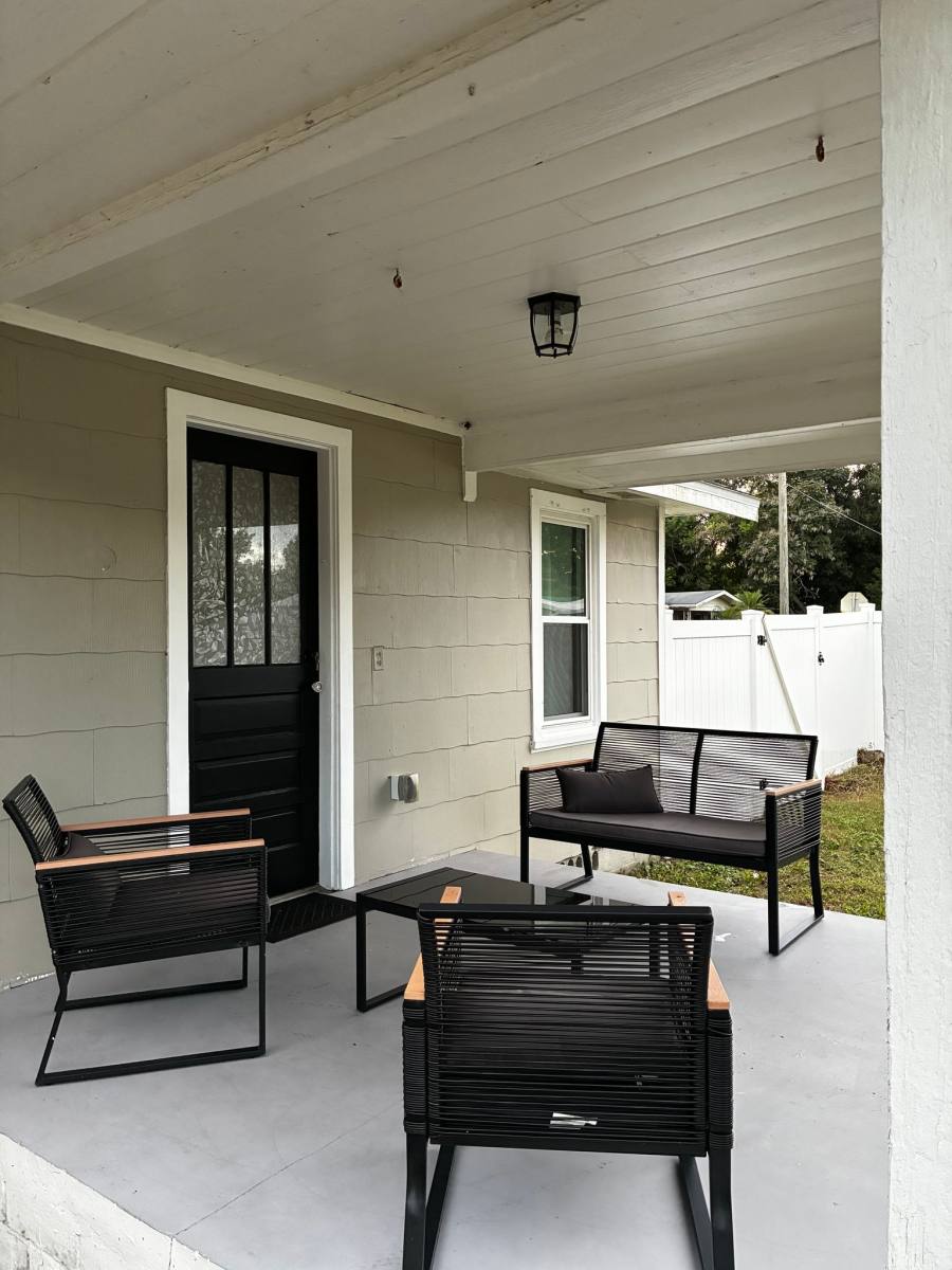 2237 Ave B NW #B, Winter Haven, FL 33880 - House for Rent - Image 3