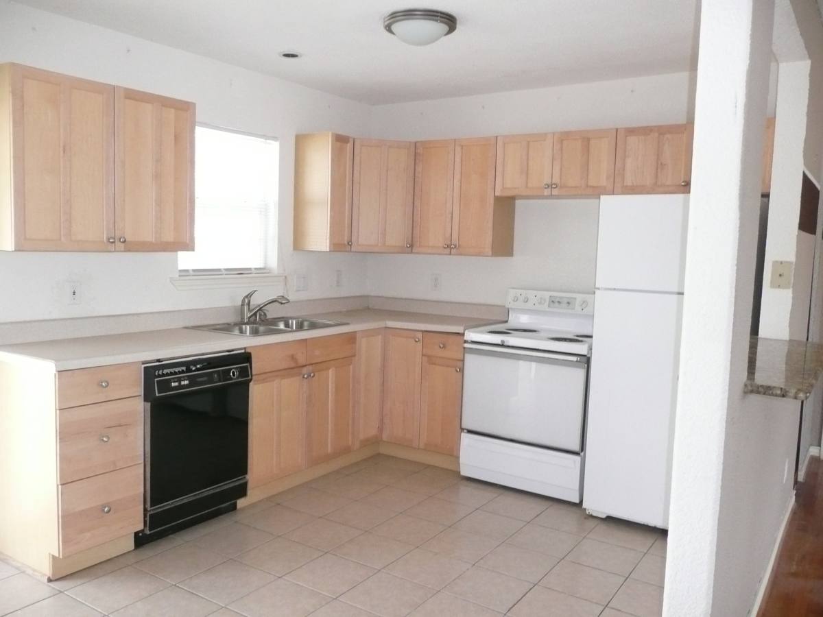 House for rent at 11132 Castolon Dr, Dallas, TX 75228