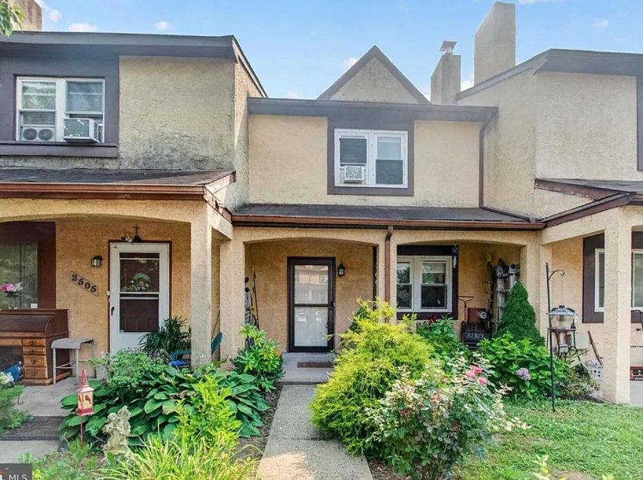 Townhouse for rent at 2506 Walnut Ridge Estate, Pottstown, PA 19464