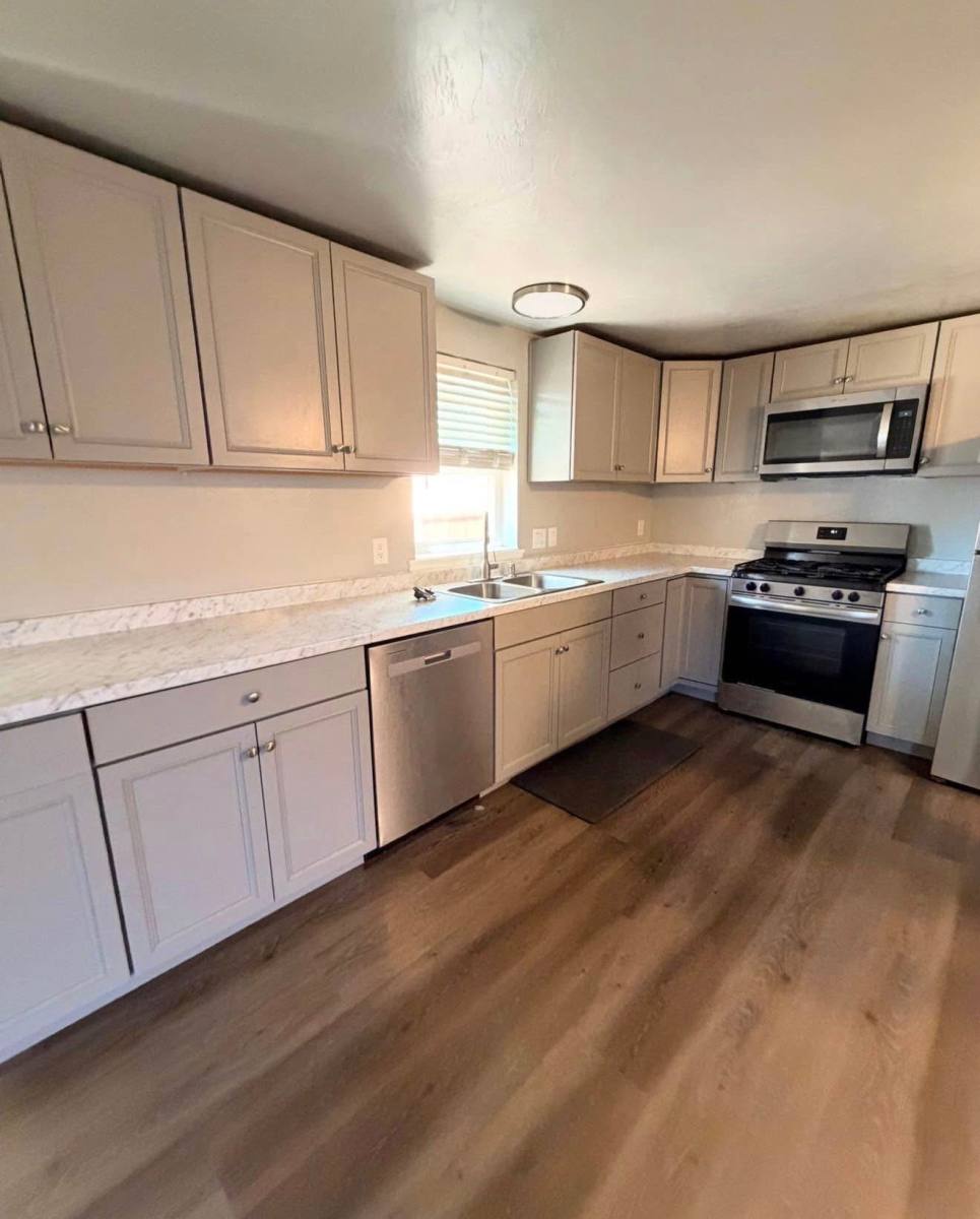 733 N 1100 E, St. George, UT 84770 - House for Rent - Image 3