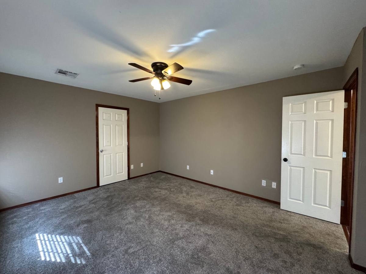 624 NW 20th, Moore, OK 73160 - House for Rent - Image 9