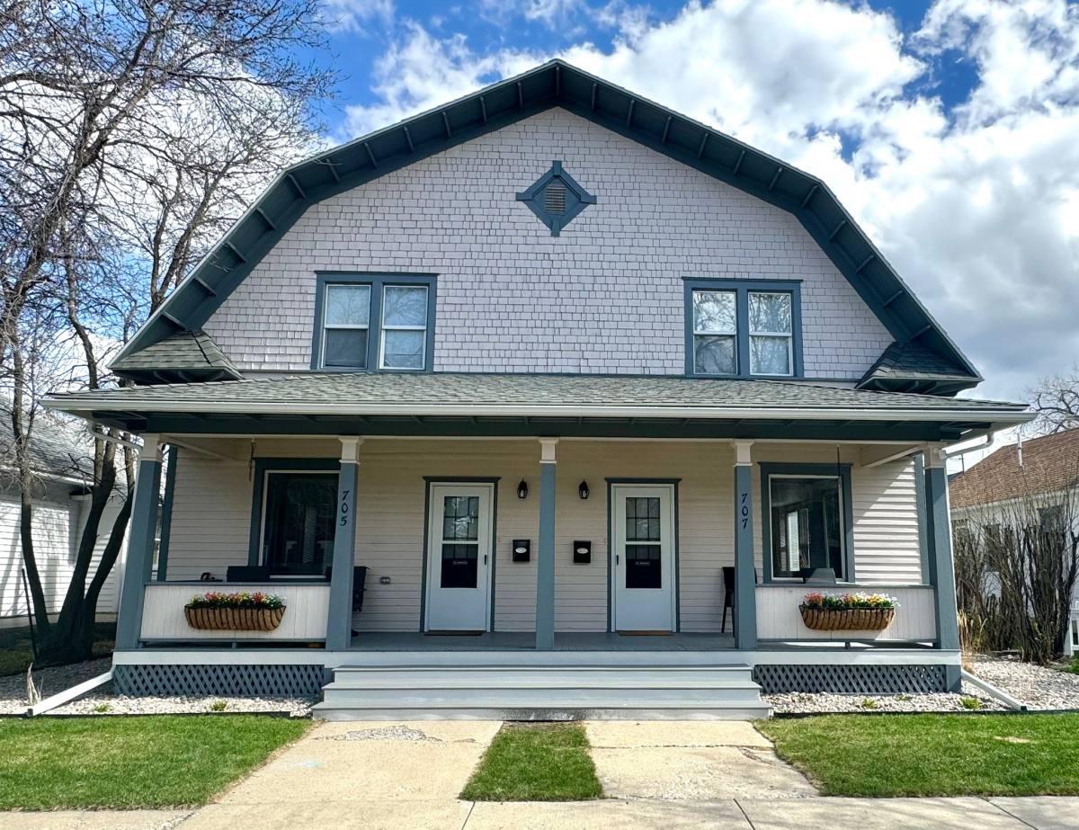 Townhouse for rent at 705 W Evelyn St, Lewistown, MT 59457