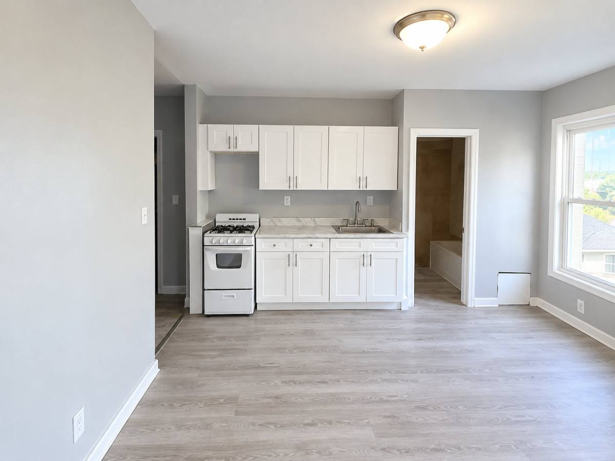Apartment for rent at 198 Parker St #2, Newark, NJ 07104