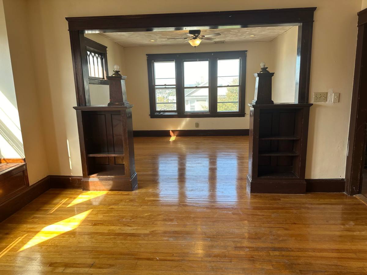 125 Sterling St #3, Worcester, MA 01610 - Apartment for Rent - Image 2