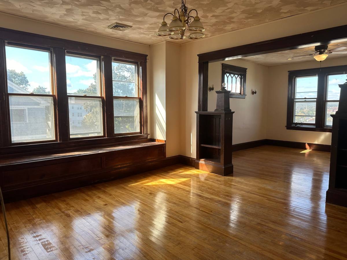 125 Sterling St #3, Worcester, MA 01610 - Apartment for Rent - Image 4