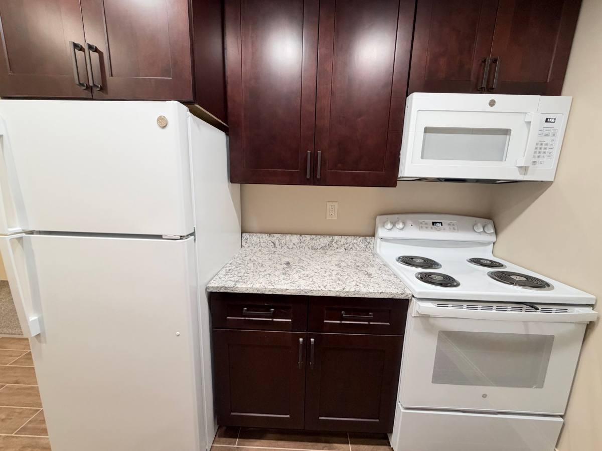 5010 Emerald Dr #24, Lincoln, NE 68516 - Apartment for Rent - Image 4