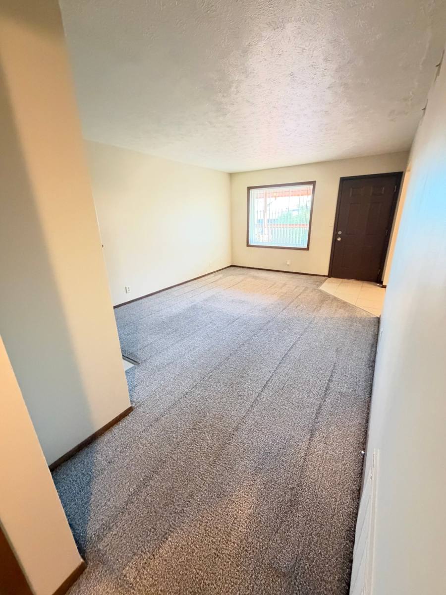 1840 Knox St #10, Lincoln, NE 68521 - Apartment for Rent - Image 8