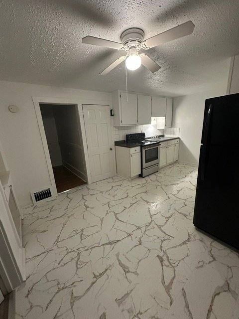 1610 Jackson St #1, Two Rivers, WI 54241 - Apartment for Rent - Image 3