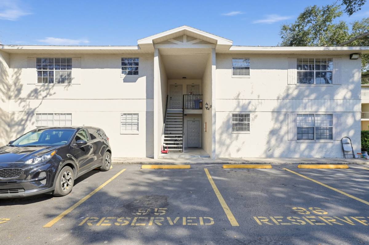 Apartment for rent at 14462 Reuter Strasse Circle #603, Tampa, FL 33613