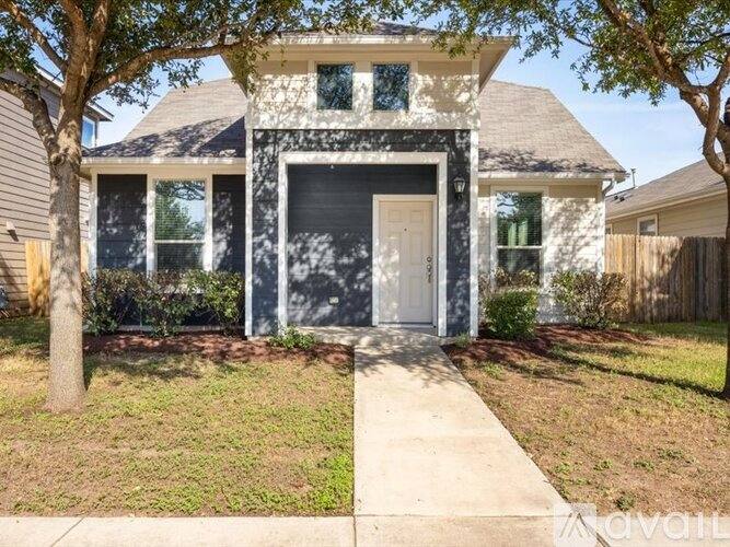 House for rent at 1702 Los Olivios Way, Austin, TX 78725