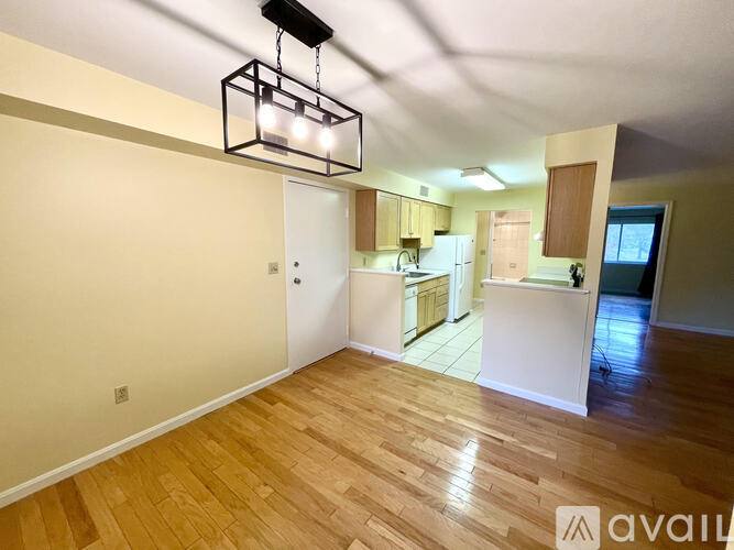 20 Beals Cove Rd #J, Hingham, MA 02043 - Condo for Rent - Image 2