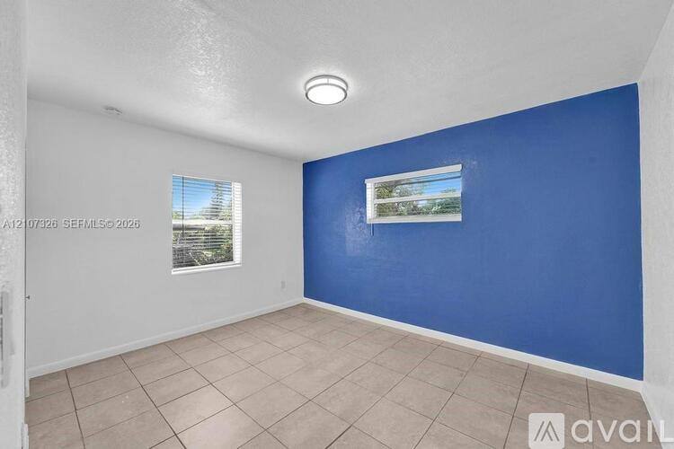 1801 NE 154th St, Miami, FL 33162 - House for Rent - Image 8
