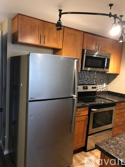 11300 5th Ave NE #11, Seattle, WA 98125 - Apartment for Rent