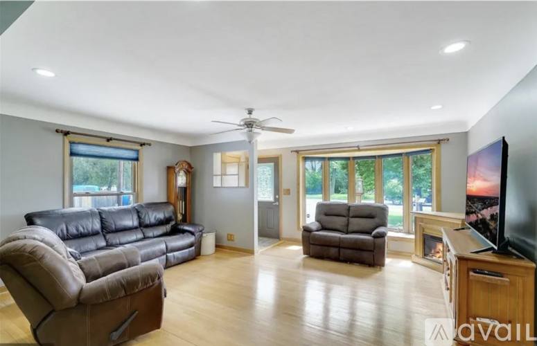 16100 Gleason Lake Rd, Wayzata, MN 55391 - House for Rent - Image 3