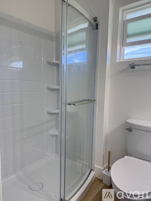 906 Harbor Dr S, Venice, FL 34285 - House for Rent - Image 9