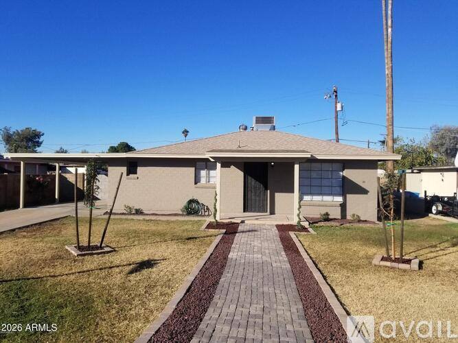 2422 N 20th Ave, Phoenix, AZ 85009 - House for Rent