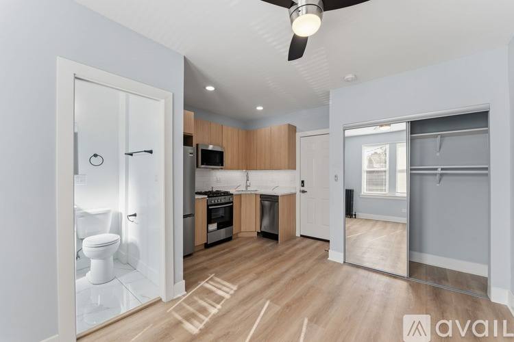 5710 N Winthrop Ave #211, Chicago, IL 60660 - Apartment for Rent