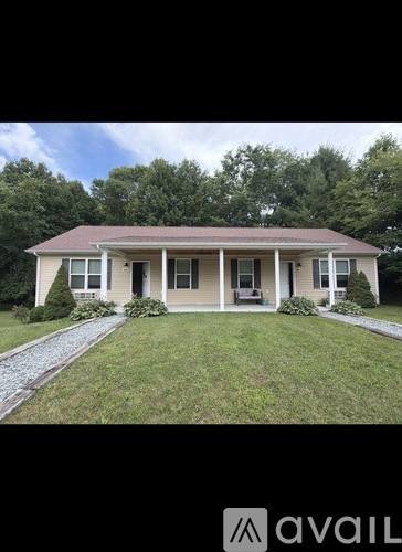 Apartment for rent at 200 Alex Wellborn Rd #2, Deep Gap, NC 28618