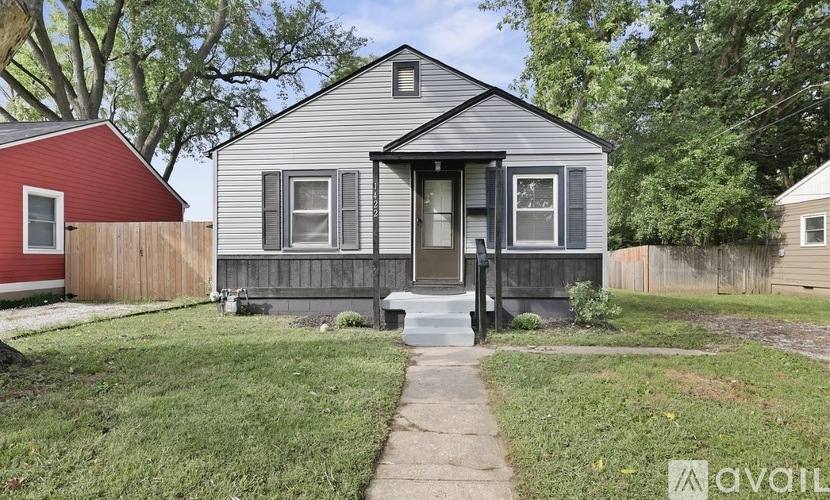 House for rent at 1422 E 49th St, Indianapolis, IN 46205
