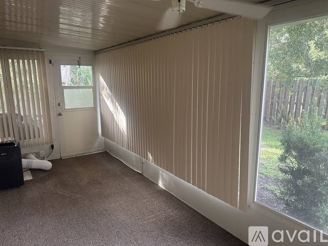 714 N Jefferson Ave, Sarasota, FL 34237 - Apartment for Rent - Image 8