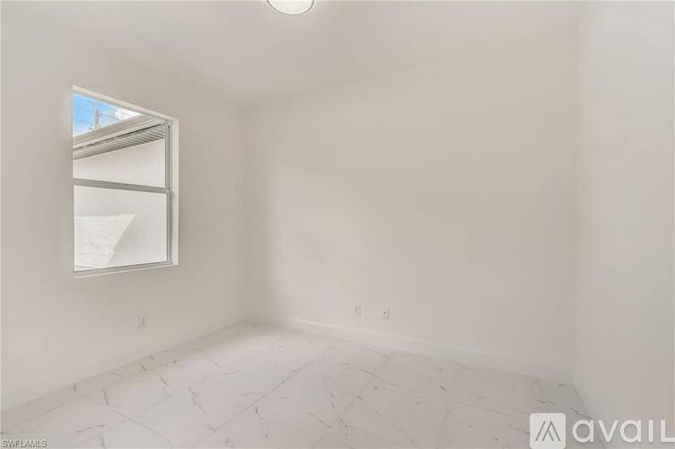 3900 11th St W, Lehigh Acres, FL 33971 - House for Rent - Image 4