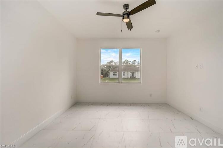 3900 11th St W, Lehigh Acres, FL 33971 - House for Rent - Image 9