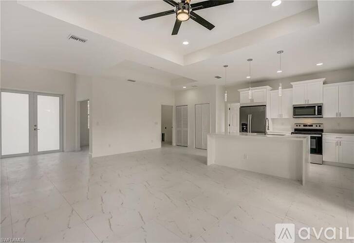 3900 11th St W, Lehigh Acres, FL 33971 - House for Rent - Image 7