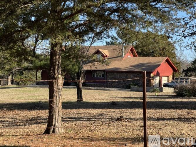 32810 S 265 Rd, Henryetta, OK 74437 - House for Rent - Image 2