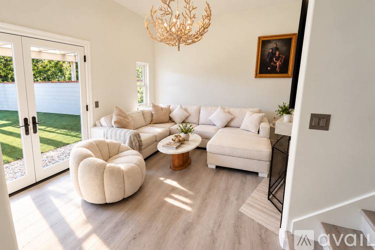 26 Bermuda Court, Manhattan Beach, CA 90266 - Townhouse for Rent - Image 2