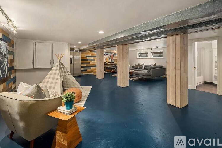 2224 E Miller St, Seattle, WA 98112 - House for Rent - Image 9