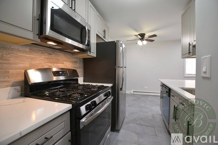 6201 N Kenmore Ave #404, Chicago, IL 60660 - Apartment for Rent
