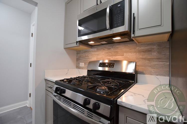 6201 N Kenmore Ave #404, Chicago, IL 60660 - Apartment for Rent - Image 2