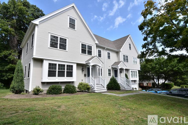 49 Fottler Rd, Hingham, MA 02043 - Townhouse for Rent - Image 1