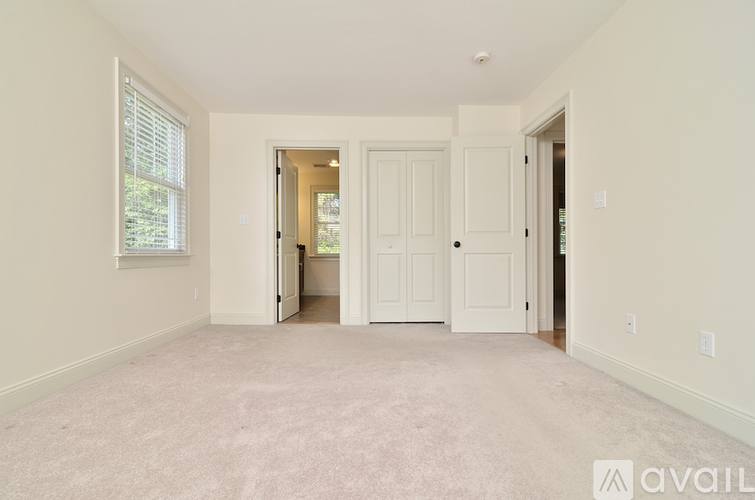 49 Fottler Rd, Hingham, MA 02043 - Townhouse for Rent - Image 3