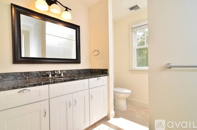 49 Fottler Rd, Hingham, MA 02043 - Townhouse for Rent - Image 2