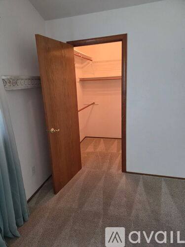 842 River Bluff Dr, Oakdale, CA 95361 - House for Rent - Image 9