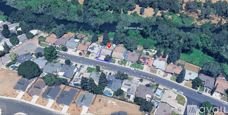 842 River Bluff Dr, Oakdale, CA 95361 - House for Rent - Image 2