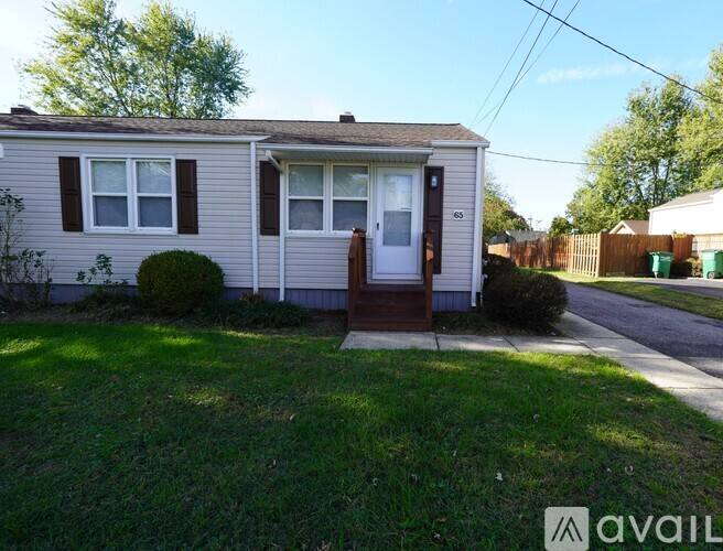 65 Swan St, Aberdeen, MD 21001 - Townhouse for Rent - Image 1
