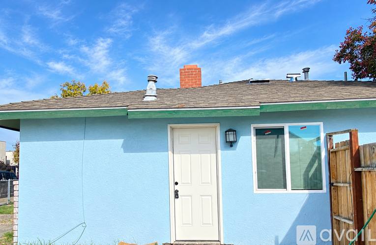 Apartment for rent at 1161 Letts Ave #B, Corcoran, CA 93212