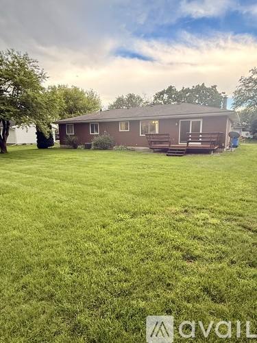 205 Hilltop Circle, Brooklyn, WI 53521 - House for Rent - Image 2