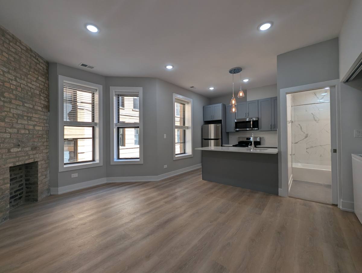 Apartment for rent at 428 W Belden #438-20, Chicago, IL 60614
