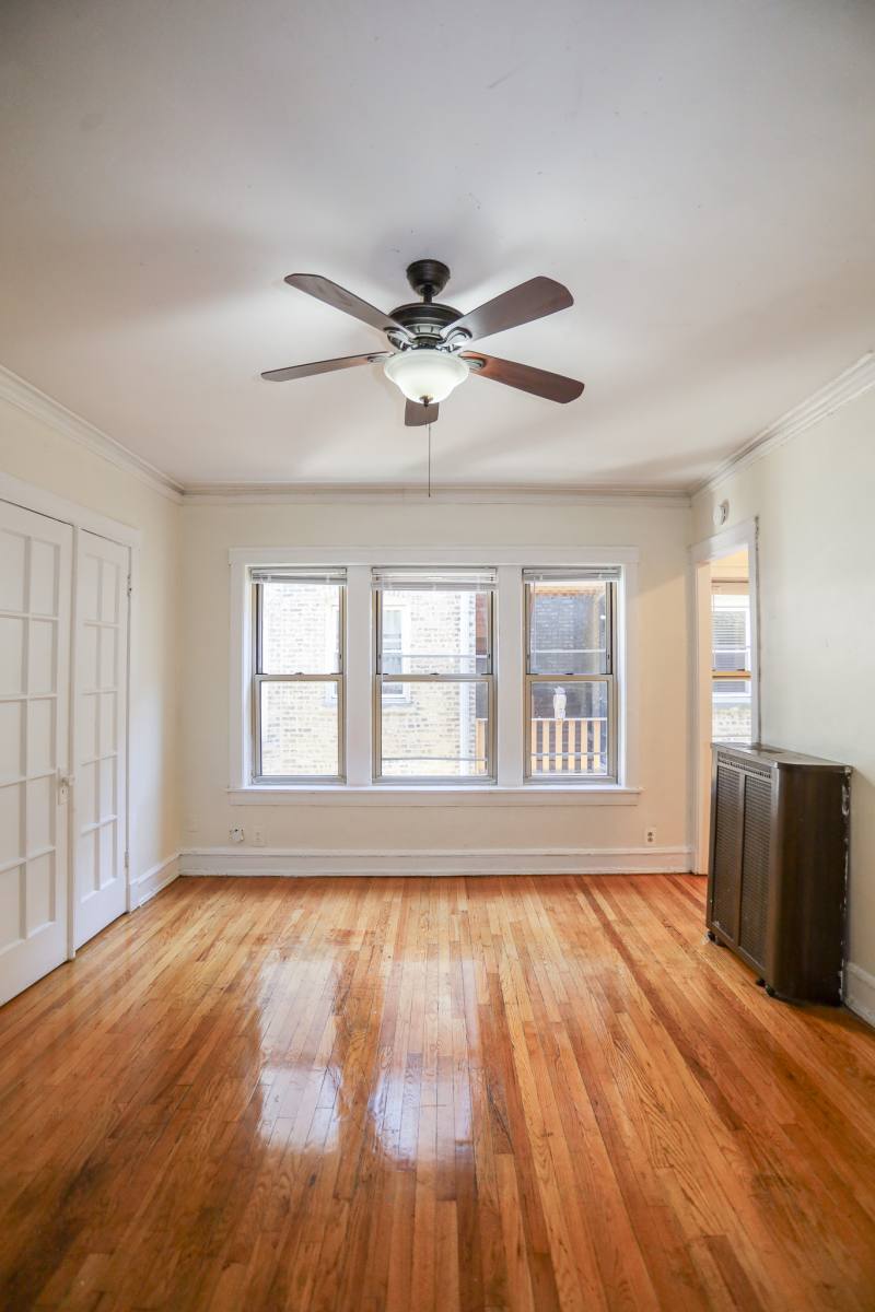 1361 W Greenleaf #2A, Chicago, IL 60645 - Apartment for Rent - Image 2