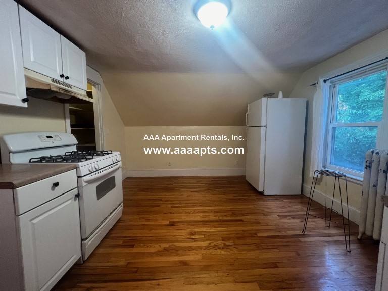 27 Touro Ave #2, Medford, MA 02155 - Apartment for Rent - Image 1