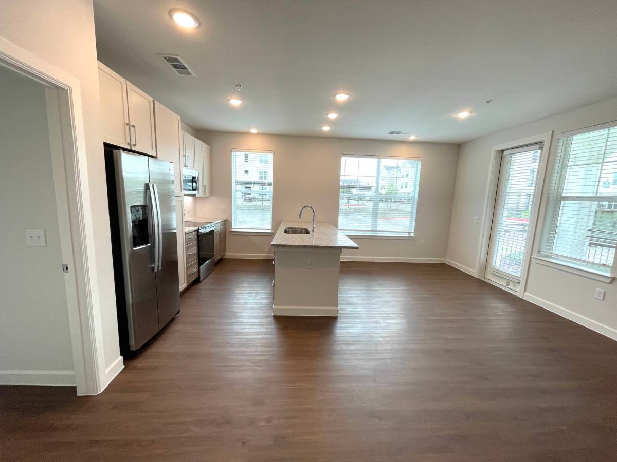 Apartment for rent at 2300 N Friendship Rd #2-218, Sherman, TX 75092