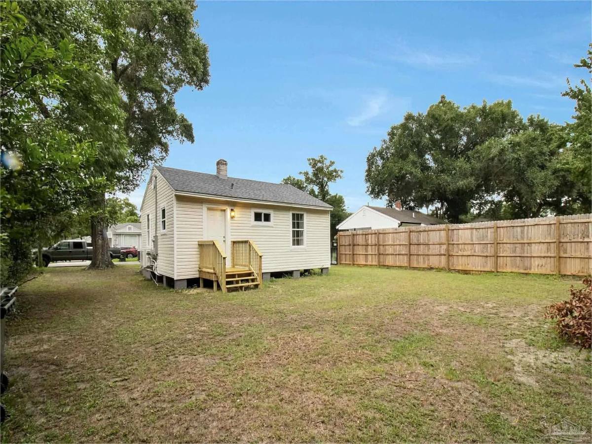 7 E Carver Dr, Pensacola, FL 32507 - House for Rent - Image 6
