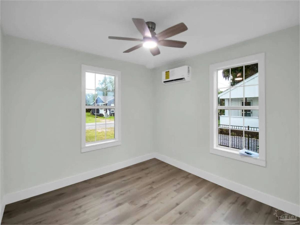 7 E Carver Dr, Pensacola, FL 32507 - House for Rent - Image 2