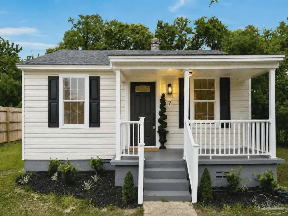 7 E Carver Dr, Pensacola, FL 32507 - House for Rent